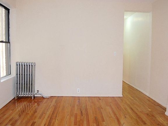 3rd image of 2509 7th Ave APT 22