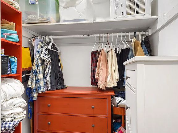 5th image of 59 Pineapple St APT 2J