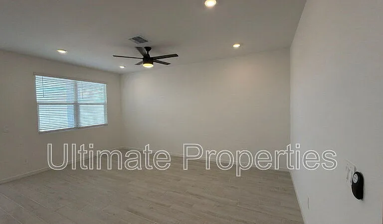 17875 W Washington St — Photo 5