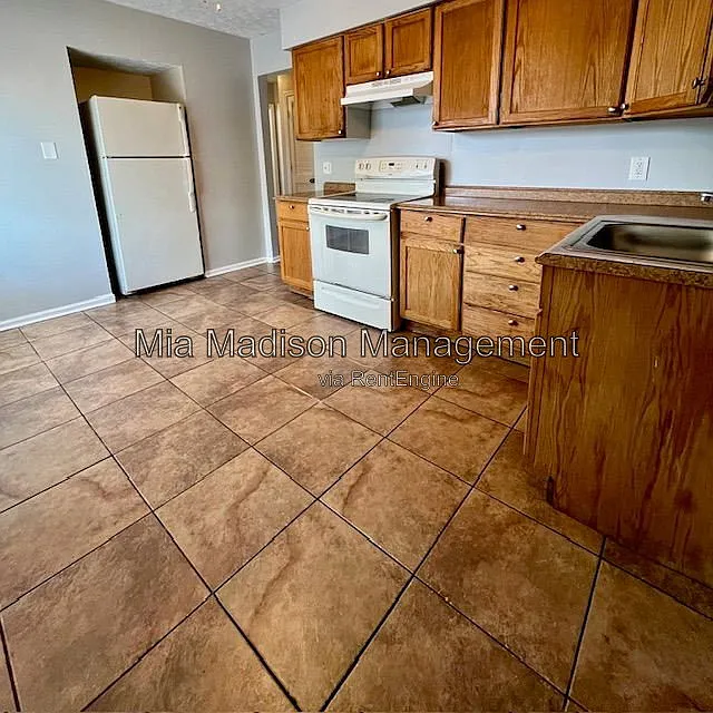 2 bed, 1.0 bath, 850 sqft, $1,250 — Photo 4