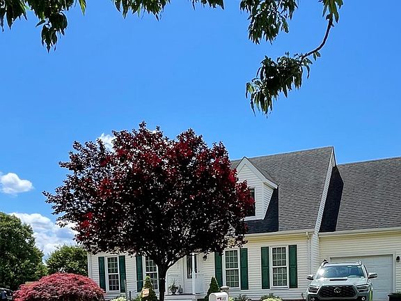 4th image of 6409 Waterdale Ct