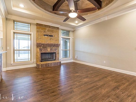 4th image of 7433 Tuscany Dr