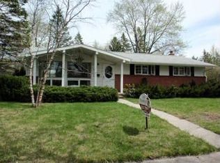 4910 Harding St, Midland, MI 48642