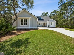 116 Gannett Trl, Waverly, GA 31565