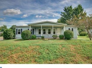 813 Stream View Dr, North Wales, PA