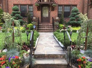 26 Beechknoll Rd #1, Forest Hills, NY 11375