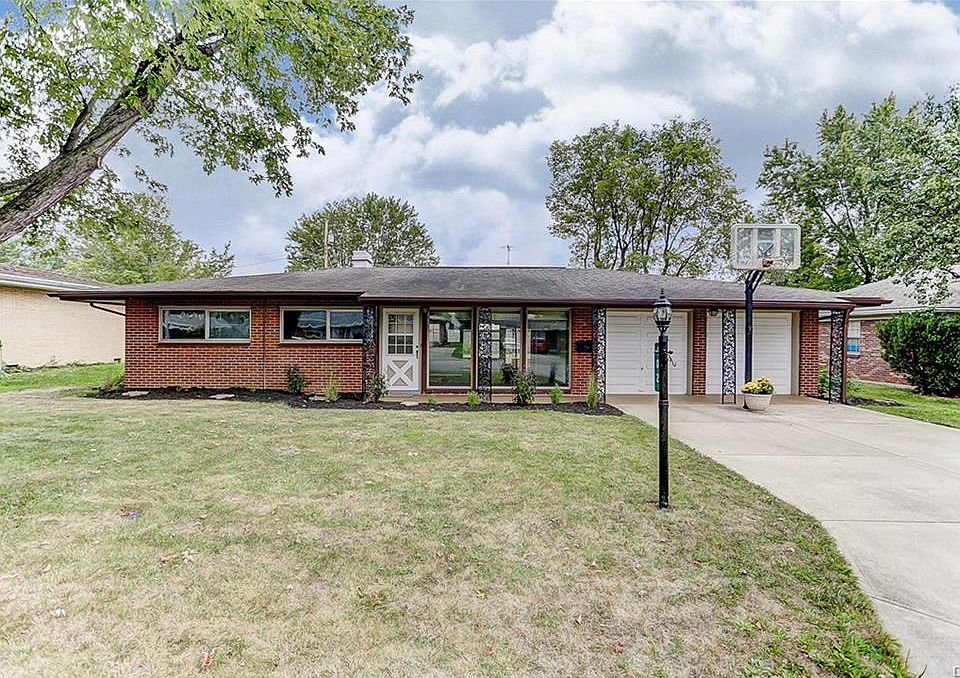 1st image of 102 Lowry Dr
