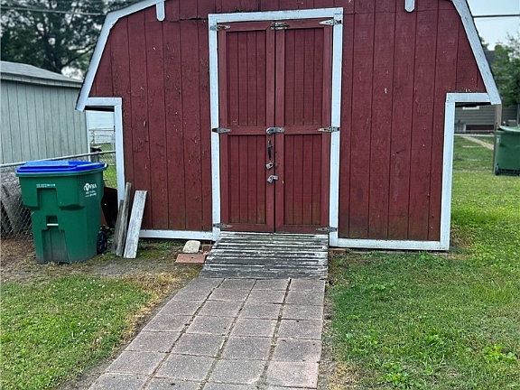 4th image of 601 Craigie Ave