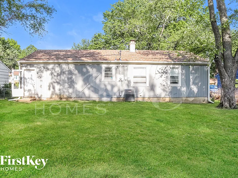 6004 Farley Ave — Photo 14