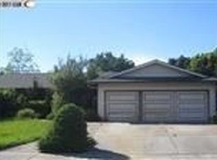 2066 Stratton Rd, Walnut Creek, CA 94598