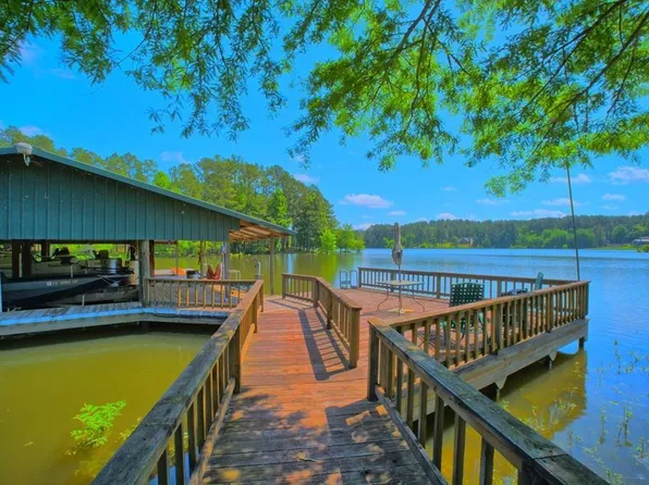 123 Jarrod Dr, Burkeville, TX 75932