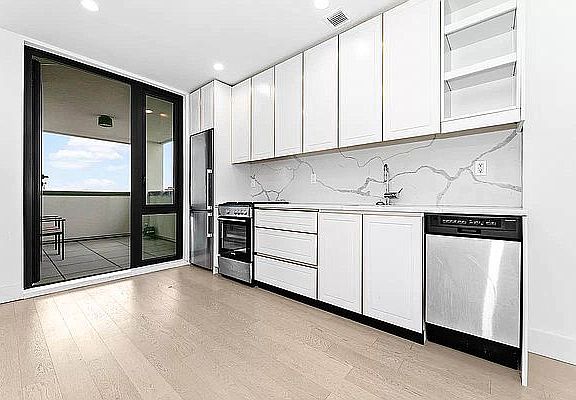 3rd image of 557 4th Ave #1201