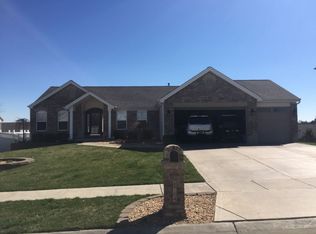 114 Bear Claw Dr, Wentzville, MO 63385