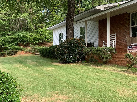 2nd image of 1718 Scenic Dr