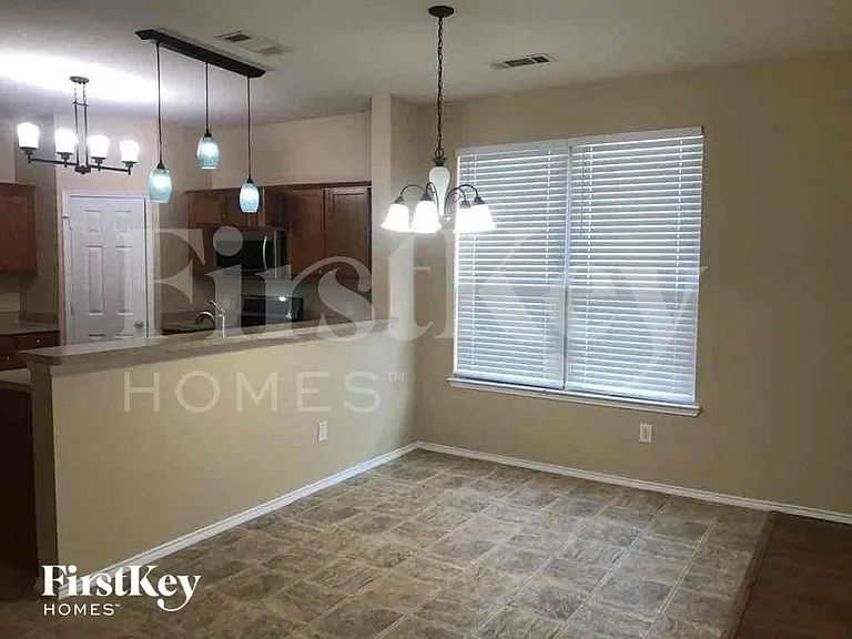 13221 Settlers Trl — Photo 12