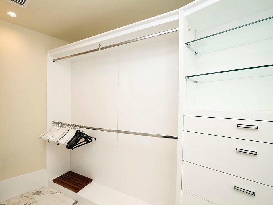 1st image of 2020 N Bayshore Dr APT 1803