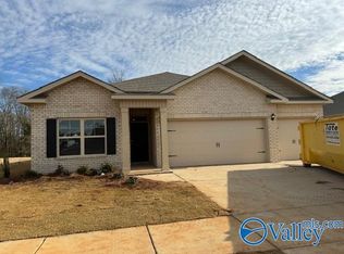 6563 NW Moon Crest Ln, Huntsville, AL 35806