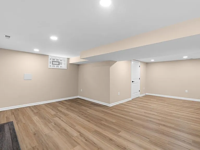 156 S Clearview Ave — Photo 32