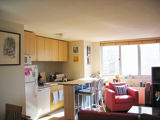 Sold by Sotheby's International Realty | media 6