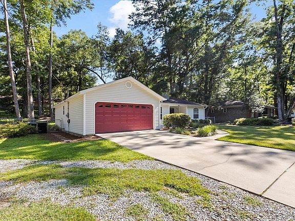 5th image of 933 Redbud Ave