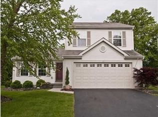 9157 Stream Pebble Dr, Columbus, OH 43240
