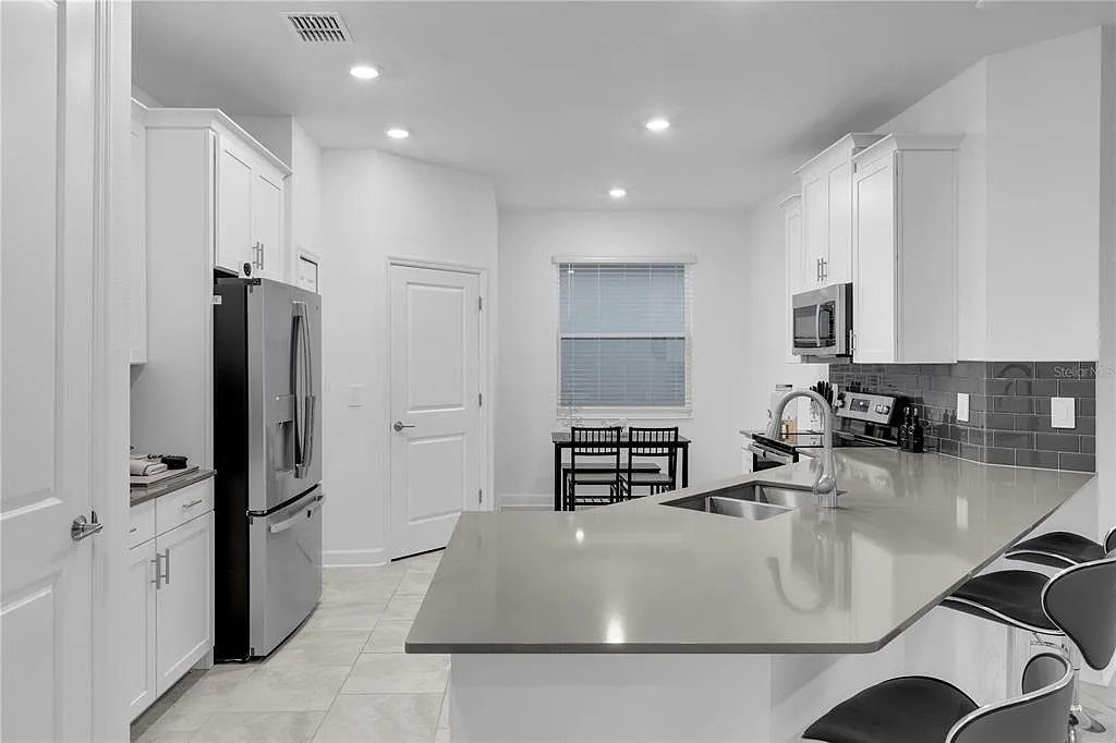 Building Photo - 3087 Camden Way