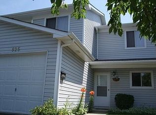 525 Alton Ct, Carol Stream, IL 60188