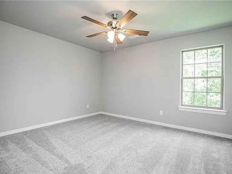 1903B Azlin Pl — Photo 16
