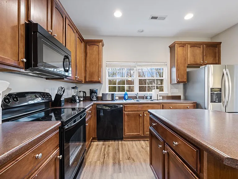 2543 Wyntercrest Ln — Photo 8