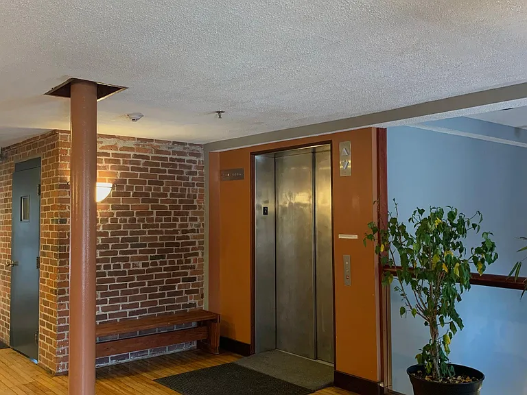 494 Woonasquatucket Ave #302 — Photo 6