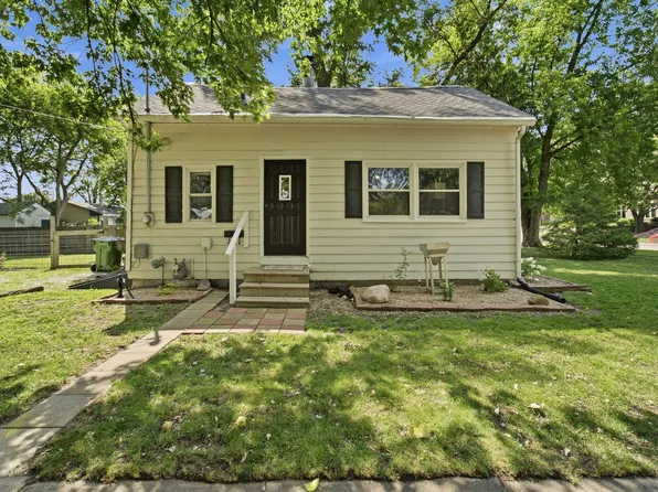 402 W Mamie Eisenhower Ave, Boone, IA 50036