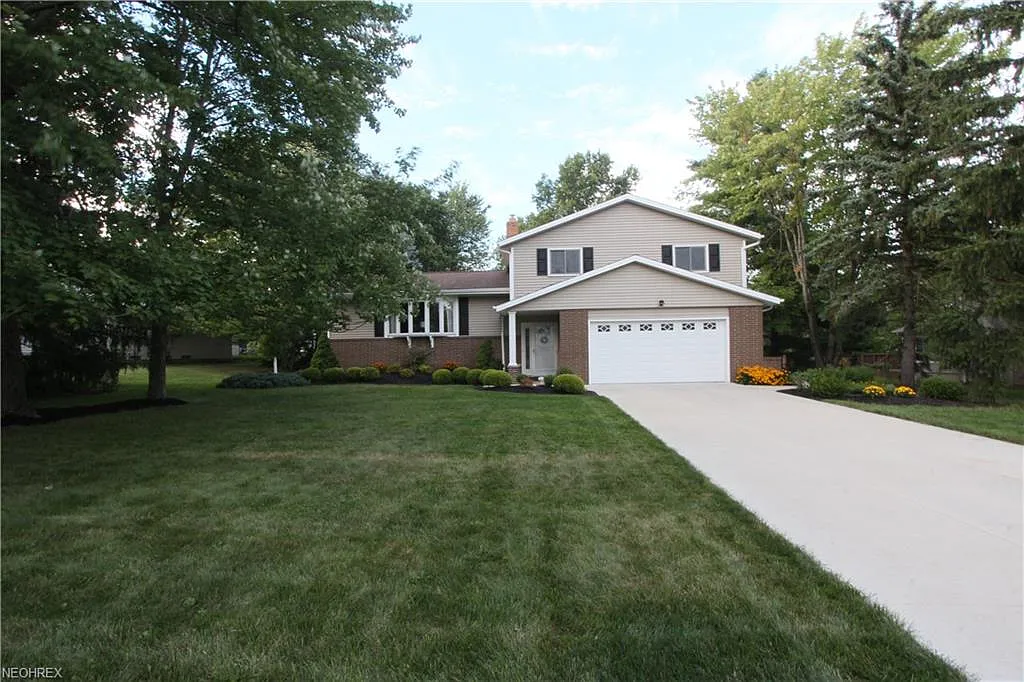 3490 Ridge Park Dr photo 1