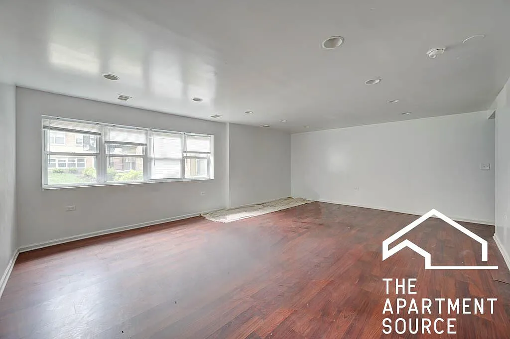 2530 West Fitch Avenue #GDN — Photo 2