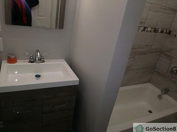 5th image of 9328 S Yates Blvd #1