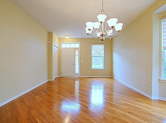5th image of 810 Spencer Ln