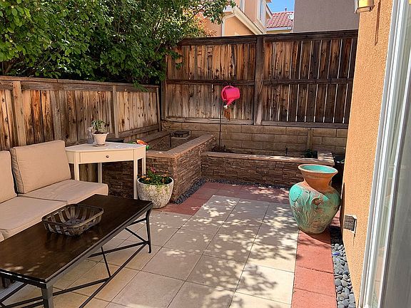 4th image of 24455 Montevista Cir