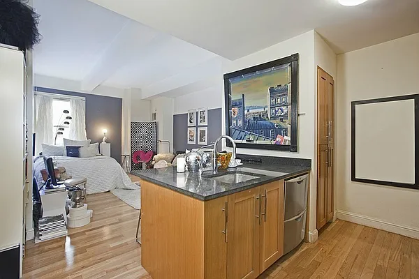 Sold by Keller Williams NYC | media 5