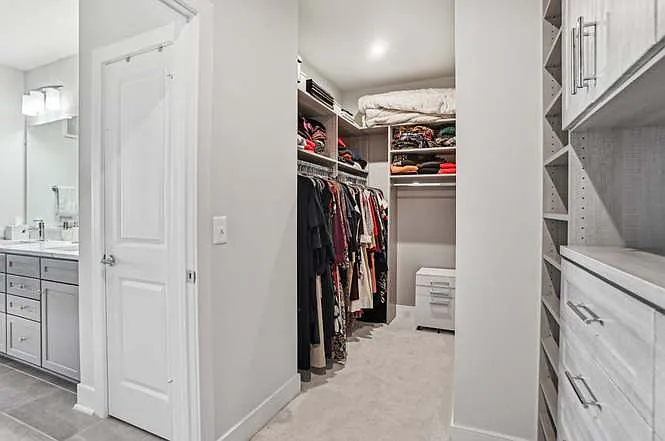 102 Saint Ives Pl — Photo 12