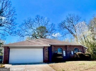 4063 Creek Station Ln, Stone Mountain, GA 30083