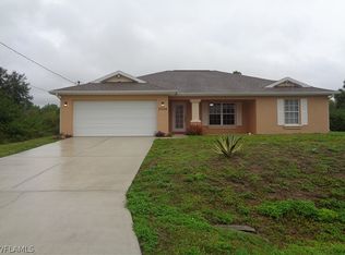 3204 31st St W, Lehigh Acres, FL 33971
