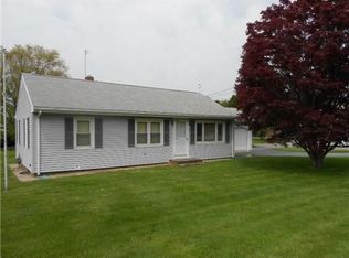 90 Bristol Ferry Rd, Portsmouth, RI 02871