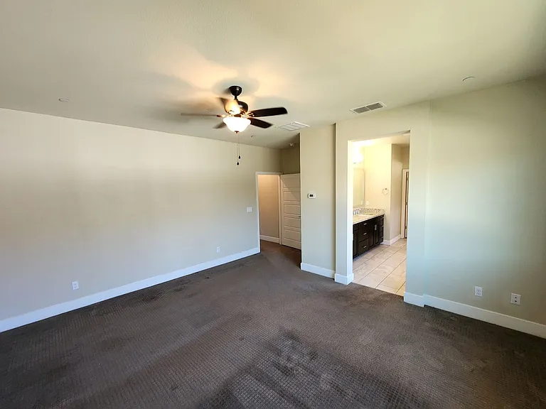 4549 Maple Crest St — Photo 26