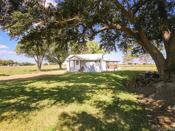 18090 Cormier Village Rd, Iowa, LA 70647
