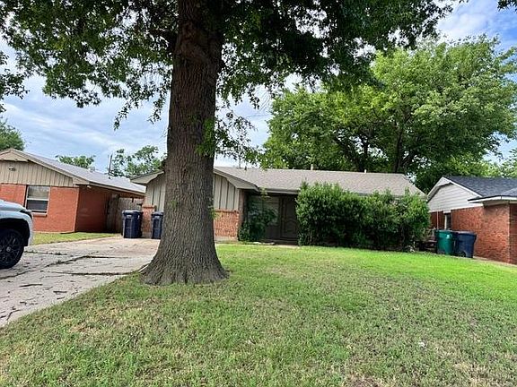 2nd image of 421 NW 81st St