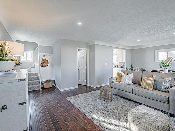 5th image of 3407 Park Dr