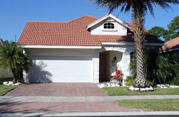 1st image of 814 SW Munjack Cir