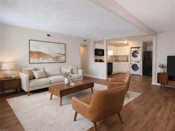 2607 Berkley Ave, Chesapeake, VA 23325