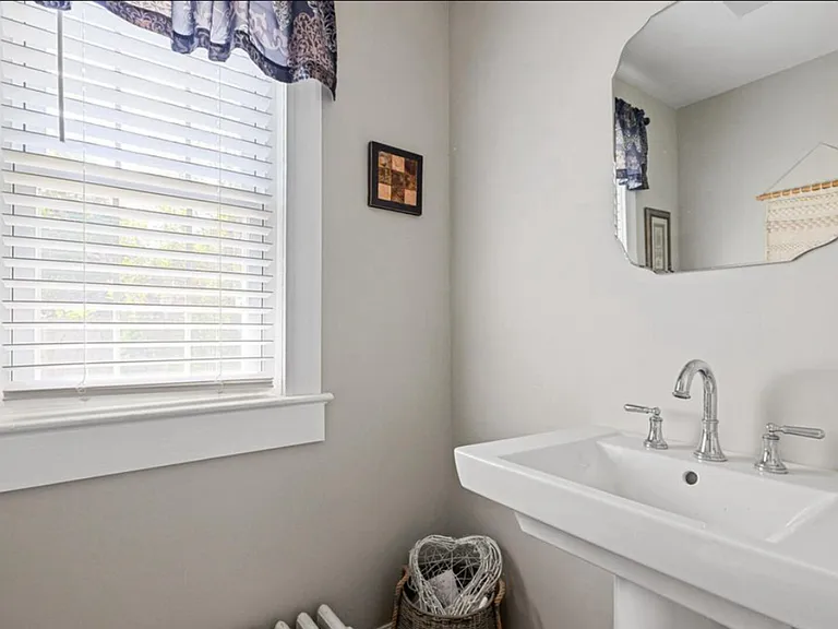 Morningside Dr — Photo 15