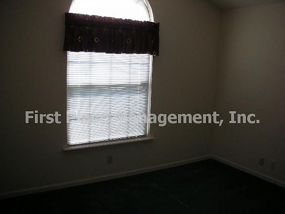 2nd image of 12613 Ashglen Dr N