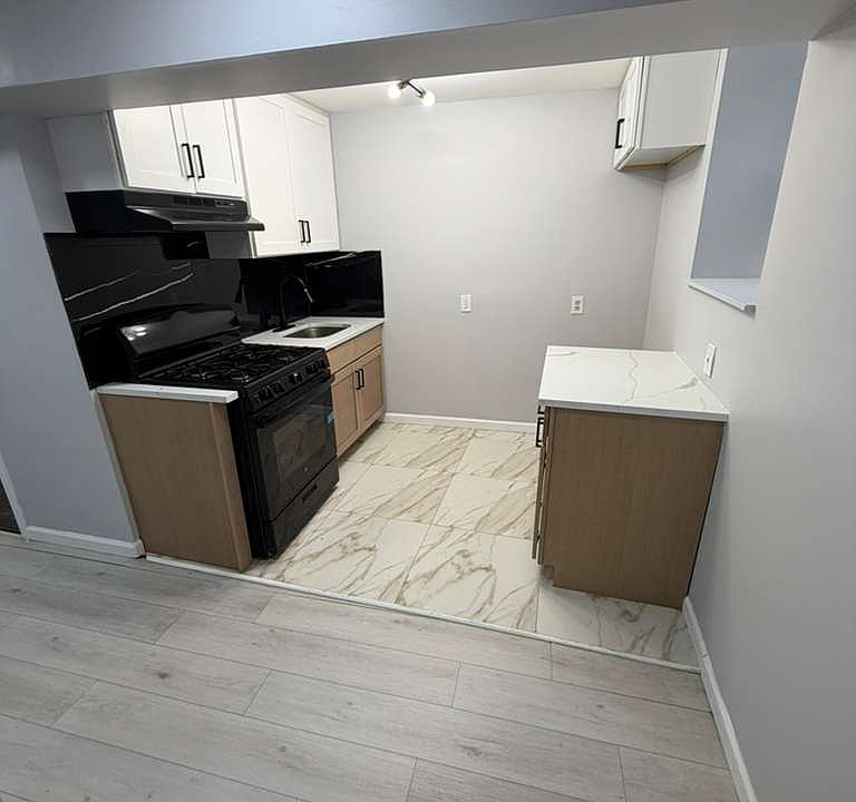 1st image of 32 Dayton St APT G1
